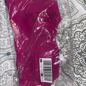 hot pink victoria secret sports bra, size 32C